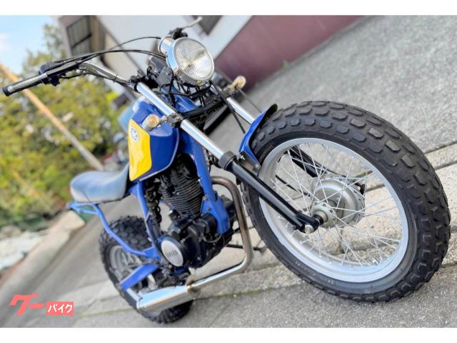 ヤマハ TW200昭和トラッカー ビンテージ初期型スカチューン