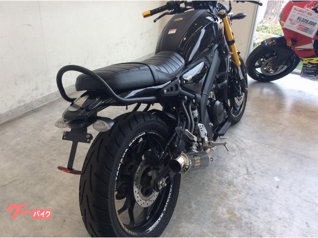 YAMAHA XSR155 ヨシムラマフラー付きその他カスタム多数 ヤマハ XSR155 逆車 2015年式モデル カスタムハンドル