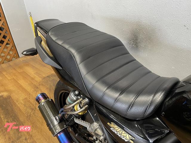 カワサキ ZRX1200 DAEG 2016年モデル オーリンズ製