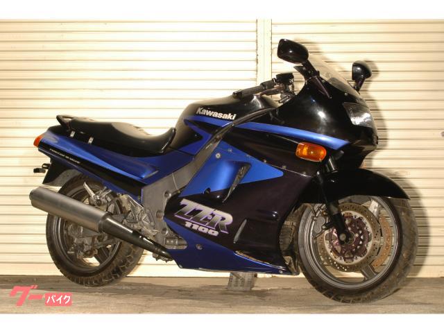 ＺＺ−Ｒ１１００