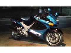 カワサキ　ＺＺ−Ｒ１１００