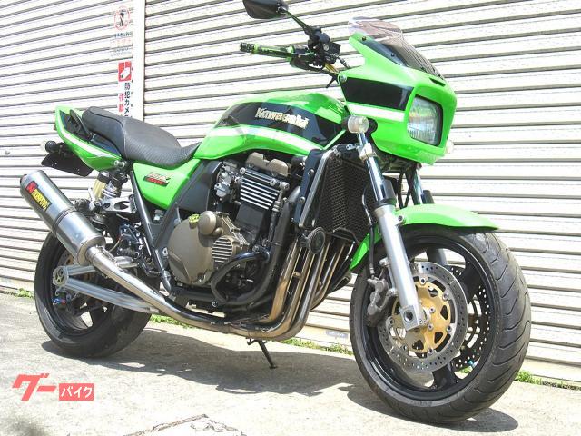 ＺＲＸ１２００Ｒ　アクラポビッチフルエキマフラー　ストライカーバックステップ　ＥＴＣ　純正イモビキー３本　ＭＲＡスクリーン　ＬＥＤ