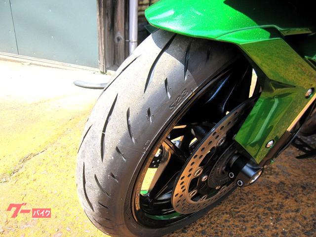 カワサキ Ninja H2SXSE 2018年モデル スマートモニター