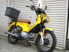 ホンダ　クロスカブ１１０　２０１８年日本生産熊本モデル　ＪＡ４５　スクリーン　ＵＳＢ電源　ローダウンシート　オーバーキャリア　リアボックス