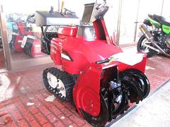 除雪機　ホンダ　２０２５年モデル　ハイブリッド除雪機　ＨＳＳ９６０ｉ　（Ｊ）　除雪幅６２ｃｍ　８．６馬力　ホンダ純正ＯＰ除雪機カバー付き