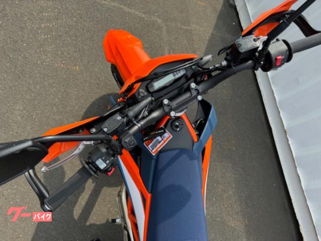 KTM 690SMC R 2024model — миниатюра 6