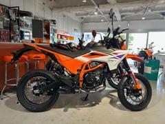 ＫＴＭ　３９０ＳＭＣ　Ｒ　２０２５ｍｏｄｅｌ