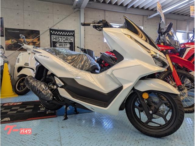 ＰＣＸ１６０　ＡＢＳ　２０２５年最新モデル　ＳＭＡＲＴ　Ｋｅｙシステム　容量３０Ｌ収納スペース　トルク　コントロールシステム
