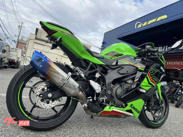 【レア】THE UPSIDE パームリーフ セットアップ 緑 カワサキ Ninja ZX－25R トリックスタースリップオン
