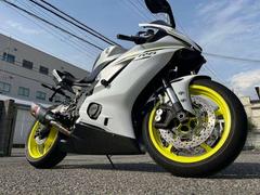 ヤマハ　ＹＺＦ−Ｒ６　アクラポビッチフルエキゾーストマフラー　バックステップ　スライダー　アンダーカウル