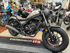 ホンダ　レブル２５０　２０２０　マットアーマードシルバー　ライトカウル　ＵＳＢ２ポート　スマホホルダー　ｅｘクラッシュガード　３年保証付