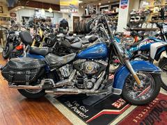 ＨＡＲＬＥＹ−ＤＡＶＩＤＳＯＮ　ＦＬＳＴＣ　ヘリテイジソフテイルクラシック　２００５　キャブ車　ＵＳＢｘ２　ＥＴＣ　バックギア　各種カスタム　車検新規２年