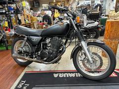 ヤマハ　ＳＲ４００　ＲＨ０１Ｊ　２００３　キャブ車　トラッカーハンドル　マットブラックペイント　ローダウン　スパトラマフラー　車検新規２年
