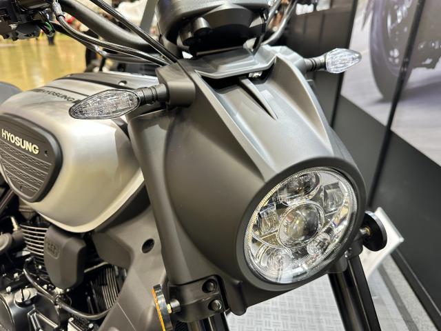 ＨＹＯＳＵＮＧ ＧＶ２５０ ＤＲＡ 新型 ＵＳＢポート標準 フルＬＥＤ