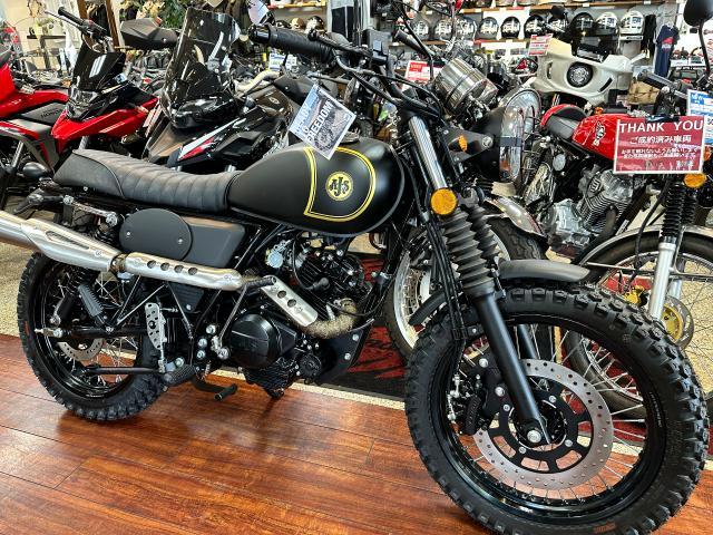 AJS 71デザートスクランブラー純正シート 黒 合成皮革 AJS 71デザートスクランブラー純正シート 黒 合成皮革 製品情報