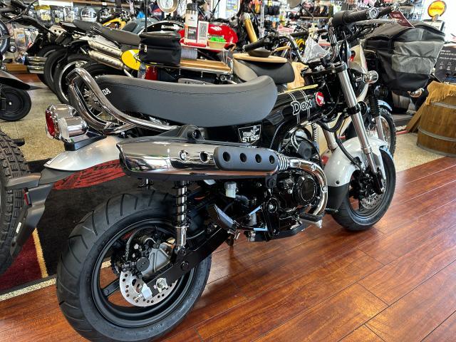 ホンダ ダックス125 JB06 NEWカラー パールシャイニング
