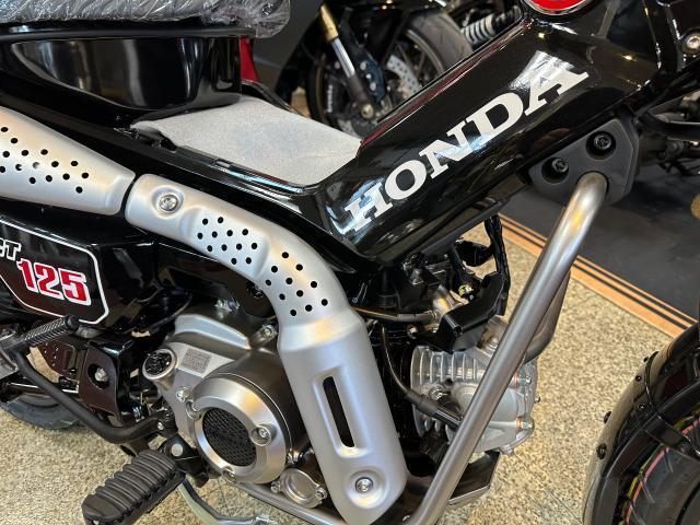 ホンダ CT125ハンターカブ アステロイドブラックメタリック