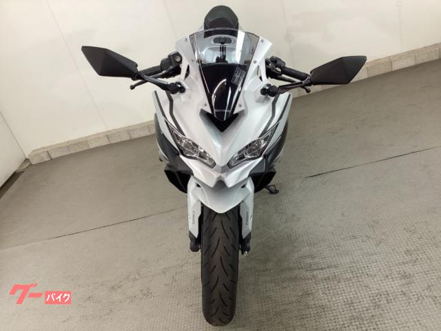 カワサキ Ninja ZX－4R SE ワンオーナー スライダー