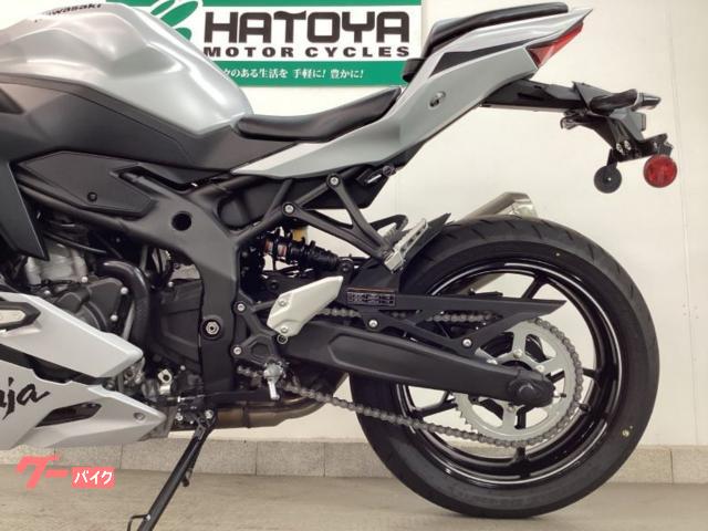 カワサキ Ninja ZX－4R SE ワンオーナー スライダー