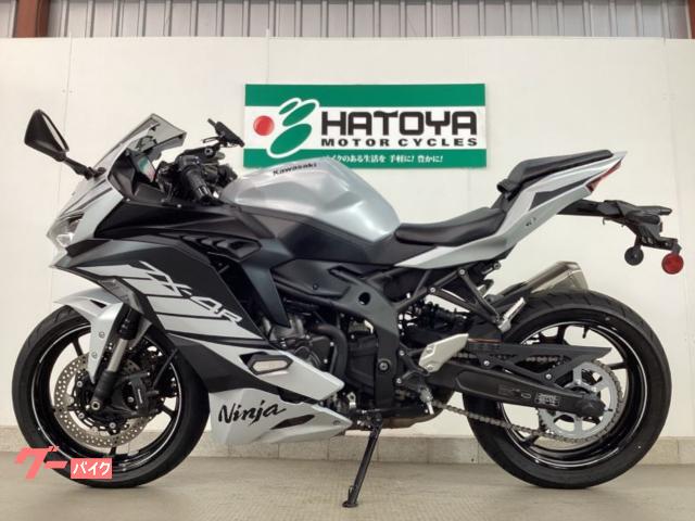 よんよん よんよん よんよん Kawasaki Ninja ZX-4R |スーパースポーツ