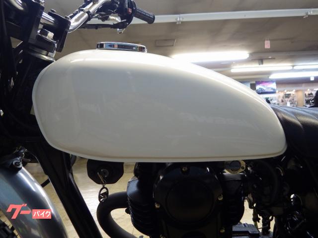 カワサキ 250TR キャブ仕様 カスタムシート カスタムテールランプ