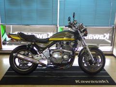 カワサキ　ＺＥＰＨＹＲ１１００　逆車　Ｋファクマフラー　リヤショック　バックステップ　プログレス２