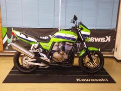 カワサキ　ＺＲＸ１２００Ｒ　キャブ仕様　バックステップ　カスタムシート　リヤフェンダーレス