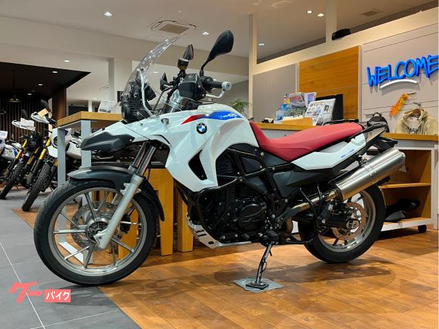 Ｆ６５０ＧＳ（８００ｃｃ）　３０ｔｈ限定カラー　　純正ラージスクリーン　エンジンガード付き