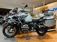 ＢＭＷ　Ｒ１２００ＧＳアドベンチャー　ワンオーナー　アルミパニア＆トップケース　ナビ付