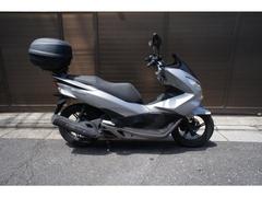 ホンダ　ＰＣＸ　ＪＦ５６リヤボックス付き