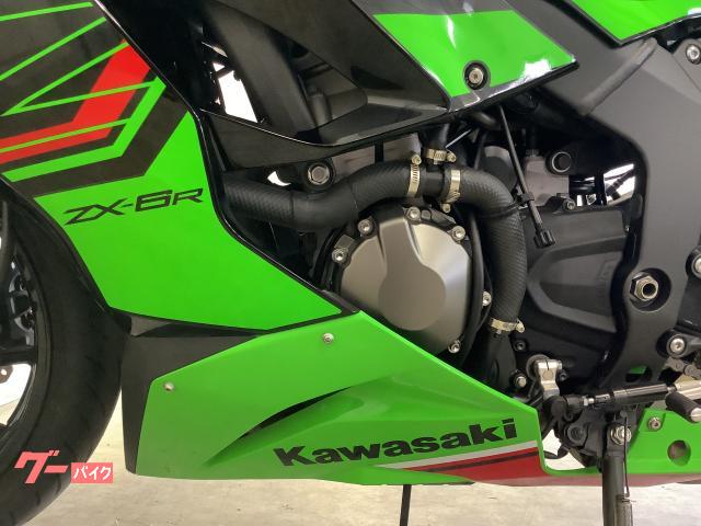 カワサキ Ninja ZX－6R マルチバー・USB・2023