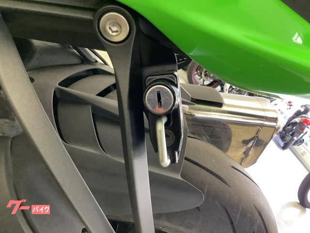 カワサキ Ninja ZX-6R マルチバー・USB・2023 カワサキ Ninja ZX-6R マルチバー・USB・2023