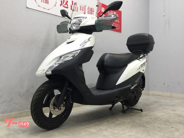 中型バイク　アドレスv110 白 リアボックス付き、自賠責2年付き シート良好 中型バイク アドレスv110 白 リアボックス付き、自賠責2年付き シート