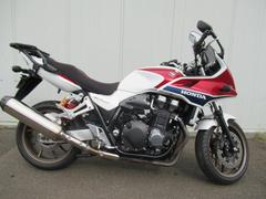 ホンダ　ＣＢ１３００Ｓｕｐｅｒ　ボルドール　Ｅパッケージ　パールサンビームホワイト