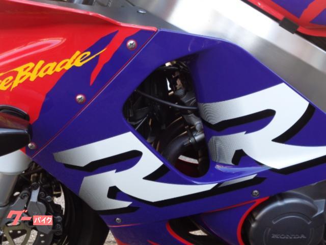 ホンダ ＣＢＲ９００ＲＲ 逆車ＥＵ ＳＣ３３後期 キャブ最終 １３０ＰＳ ９１８ｃｃ｜ＭＯＴＯＳＨＯＰ ＷＩＮＧ｜新車・中古バイクなら【グーバイク】