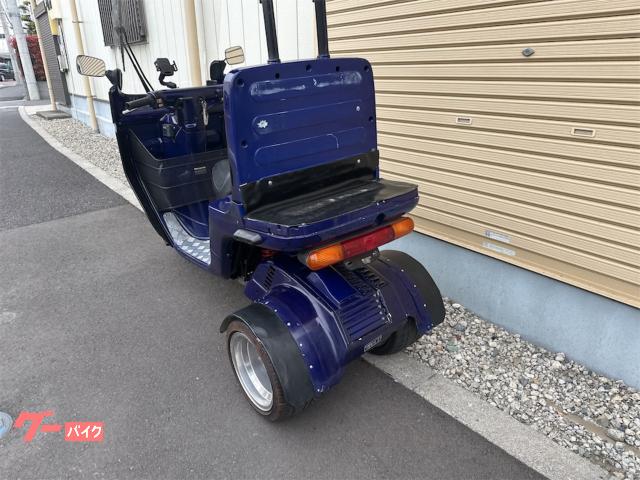 Doona ネイビー 三輪車 キャノピー付き Doona ネイビー 三輪車