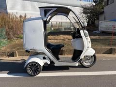 ホンダ　ジャイロキャノピー　２００５年式　２サイクル　ワイドバイザー　ワイドタイヤ　カスタムメーター　デリボックス　ＬＥＤヘッドライト