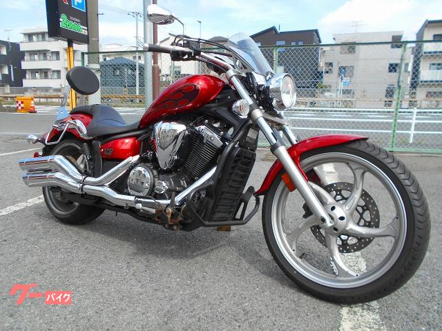 ＸＶＳ１３００ＣＡ　ストライカー／プレスト正規輸入逆車／純正スクリーン／バックレスト／エンジンガード付