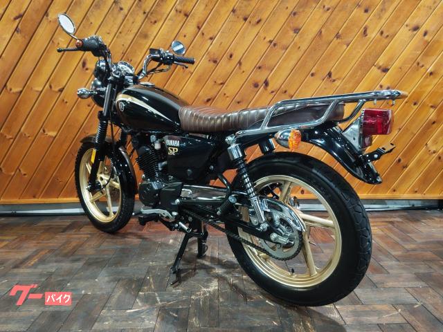 ヤマハ ＹＢ１２５ＳＰ マフラー タックロールシート ブラックフェンダーカスタム｜バイクショップ ロミオ 世田谷環七店 （株）ＲＥＡＬ  ＥＹＥＳ｜新車・中古バイクなら【グーバイク】