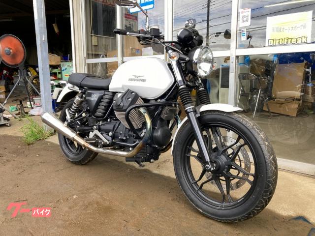 ＭＯＴＯ ＧＵＺＺＩ Ｖ７ストーン ＥＴＣ マフラー エンジンガード