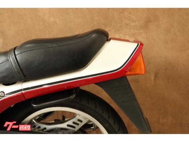 cbx400f cbx550f インテグラ　当時純正　左右 2個セット CBX550F インテグラ 当時物 サイドカバー 純正 CBX400F CBR BEET