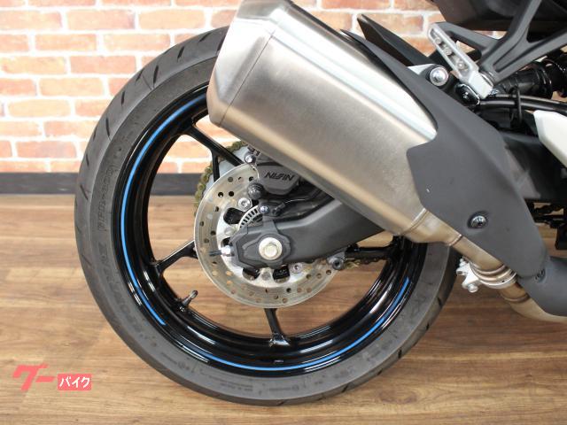 カワサキ Ninja ZX－25R SE ABS リア