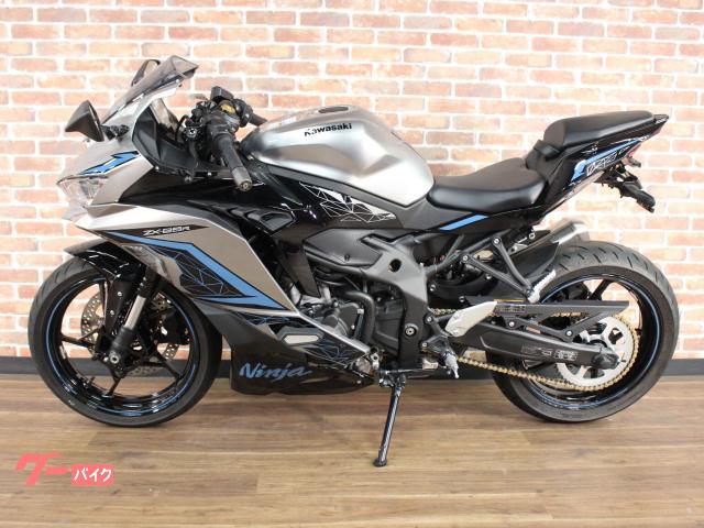 カワサキ Ninja ZX－25R SE ABS リア