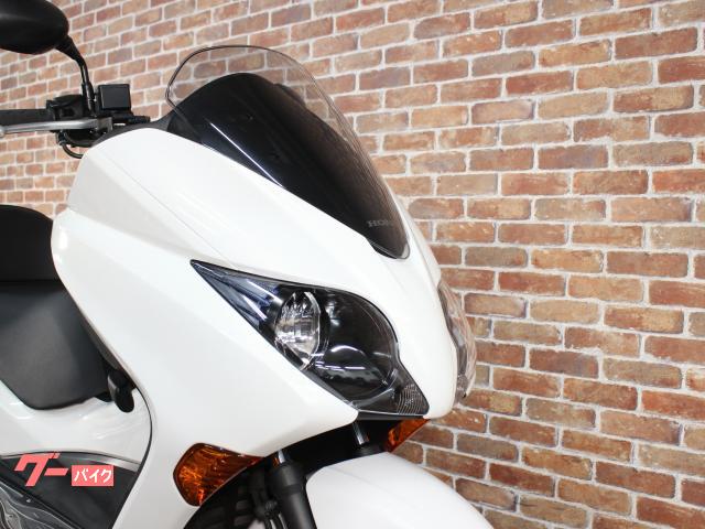 【受付終了】ホンダ フォルツァZ MF10 リアボックス HID グリップヒーター bluetoothオーディオ ホンダ フォルツァ・Z オーディオパッケージ ABS リアボックス