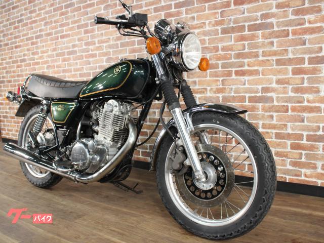 1週間限定値下げ‼️SR400 インジェクション 1970年代車ヤマハXS-1カラーをモチーフにオールペンされた【SR400