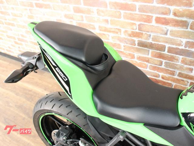 カワサキ Ninja ZX－25R SE ABS ドライブレコーダー