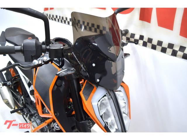 ＫＴＭ ３９０デューク カーボンフェンダー バックステップ スライダー