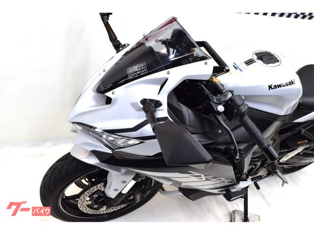 カワサキ Ninja ZX－4R SE ワンオーナー車 取説・記録簿