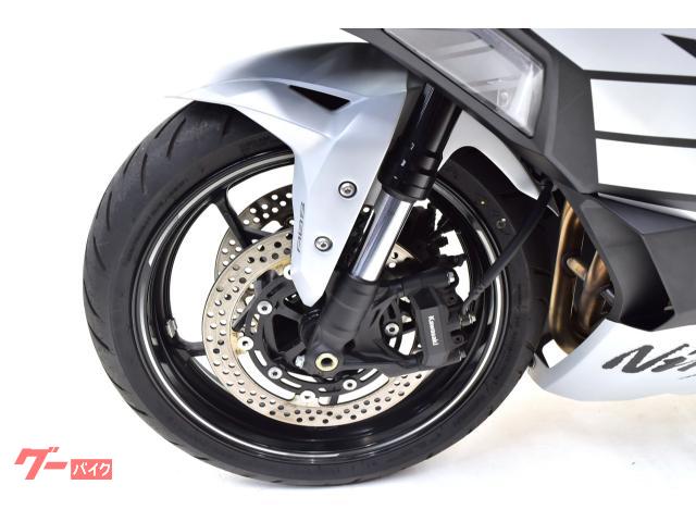 カワサキ Ninja ZX－4R SE ワンオーナー車 取説・記録簿