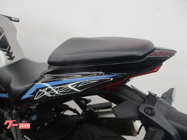 ✨激安価格でーす✨ ♥新春SALE！ KAWASAKI Ninja ZX-25R メタリックスパークブラック｜株式会社